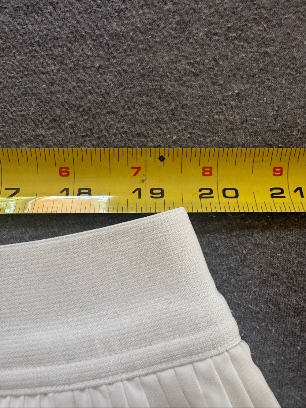 Old Navy Women’s White Extra High-Waisted StretchTech Micro-Pleated Skort - XXL - Picture 6 of 7